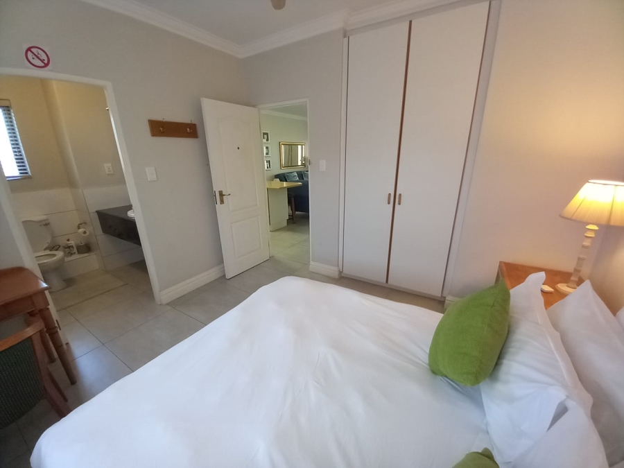 To Let 2 Bedroom Property for Rent in Keurbooms River Western Cape